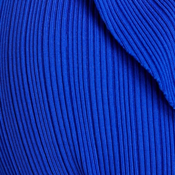 VIX PAULA HERMANNY
Milano Ruffled Plissé Triangle Bikini Top - Picture 2 of 6